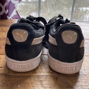 Puma Sneakers